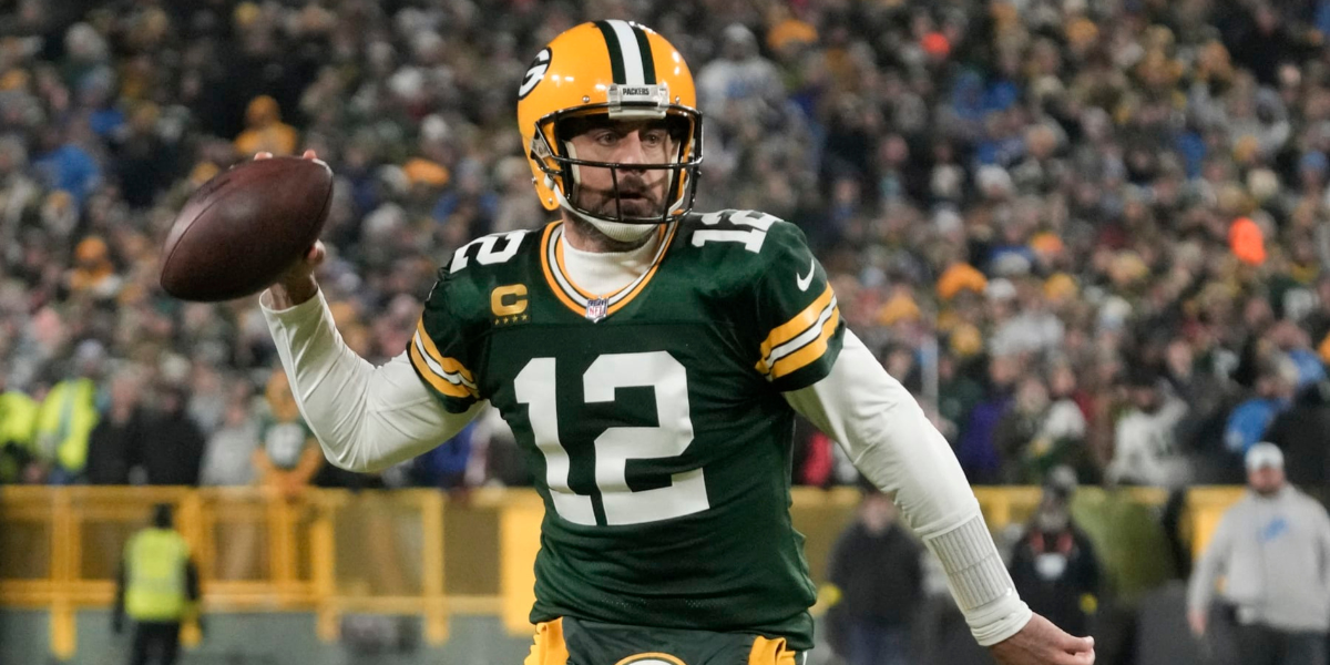 The contract of Aaron Rodgers has been officially executed.