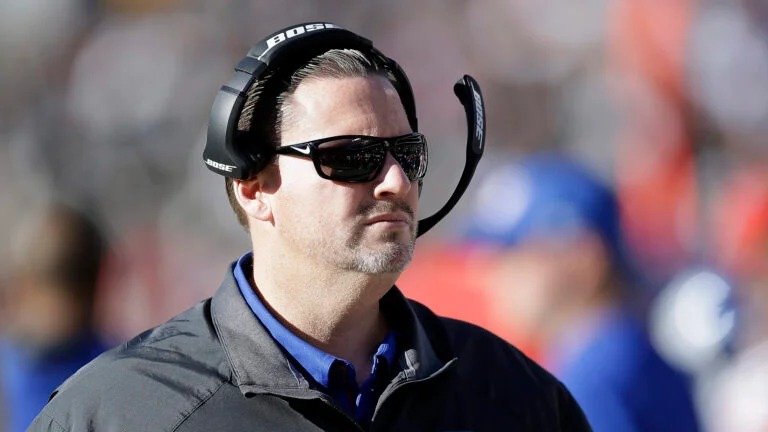 Former Giants coach Ben McAdoo working out deal to join Patriots' coaching staff, AP source says